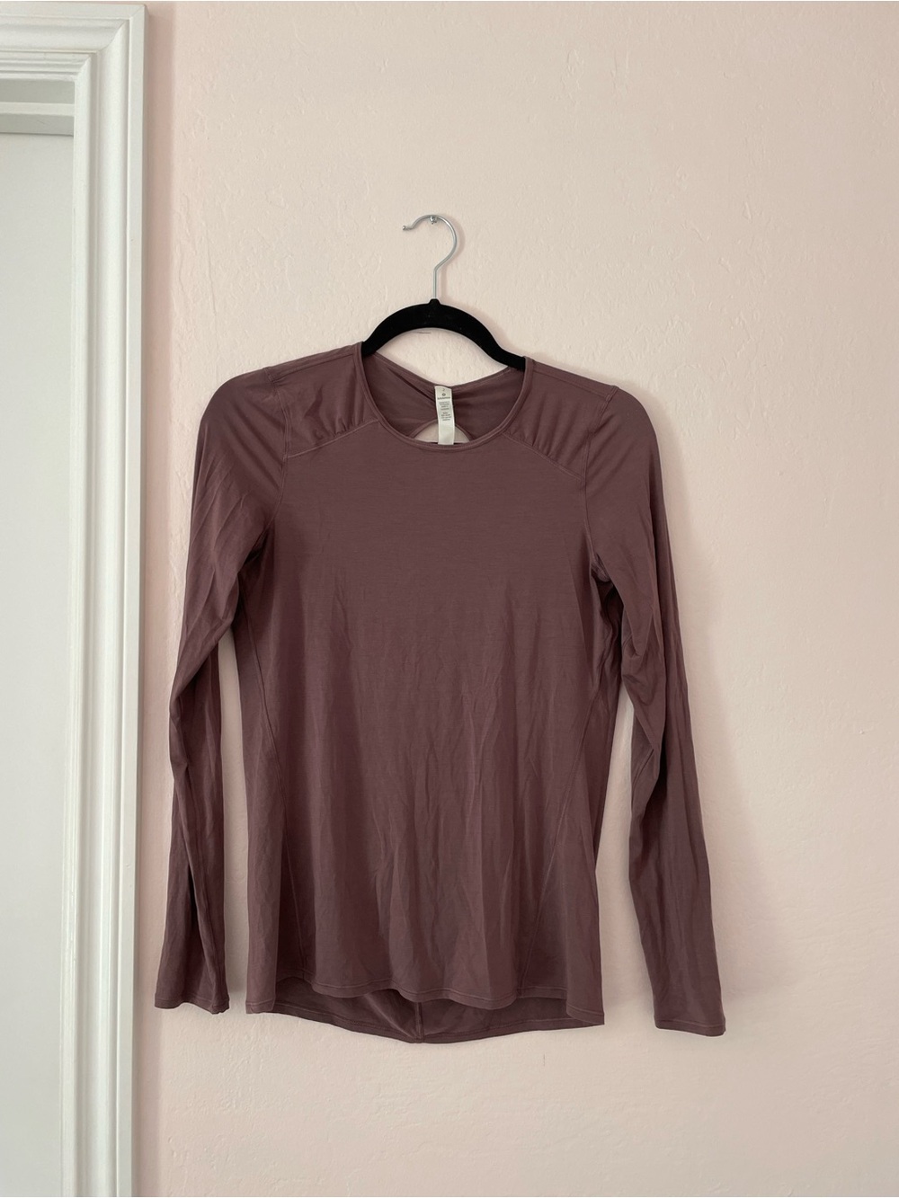 Lululemon Athletica Timeless Twist Long-Sleeve in Mauve